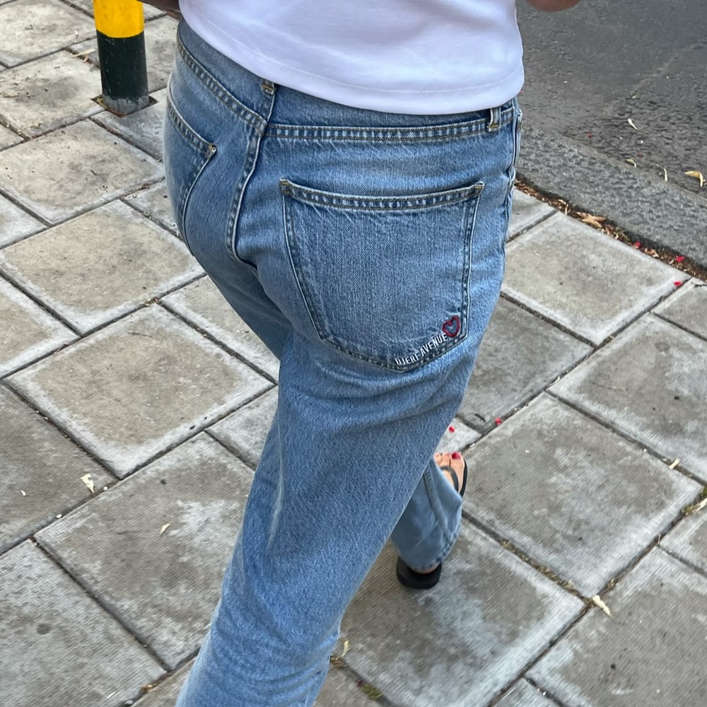 Djerf Avenue Relaxed Jeans Washed Blue - Picture 3 of 13